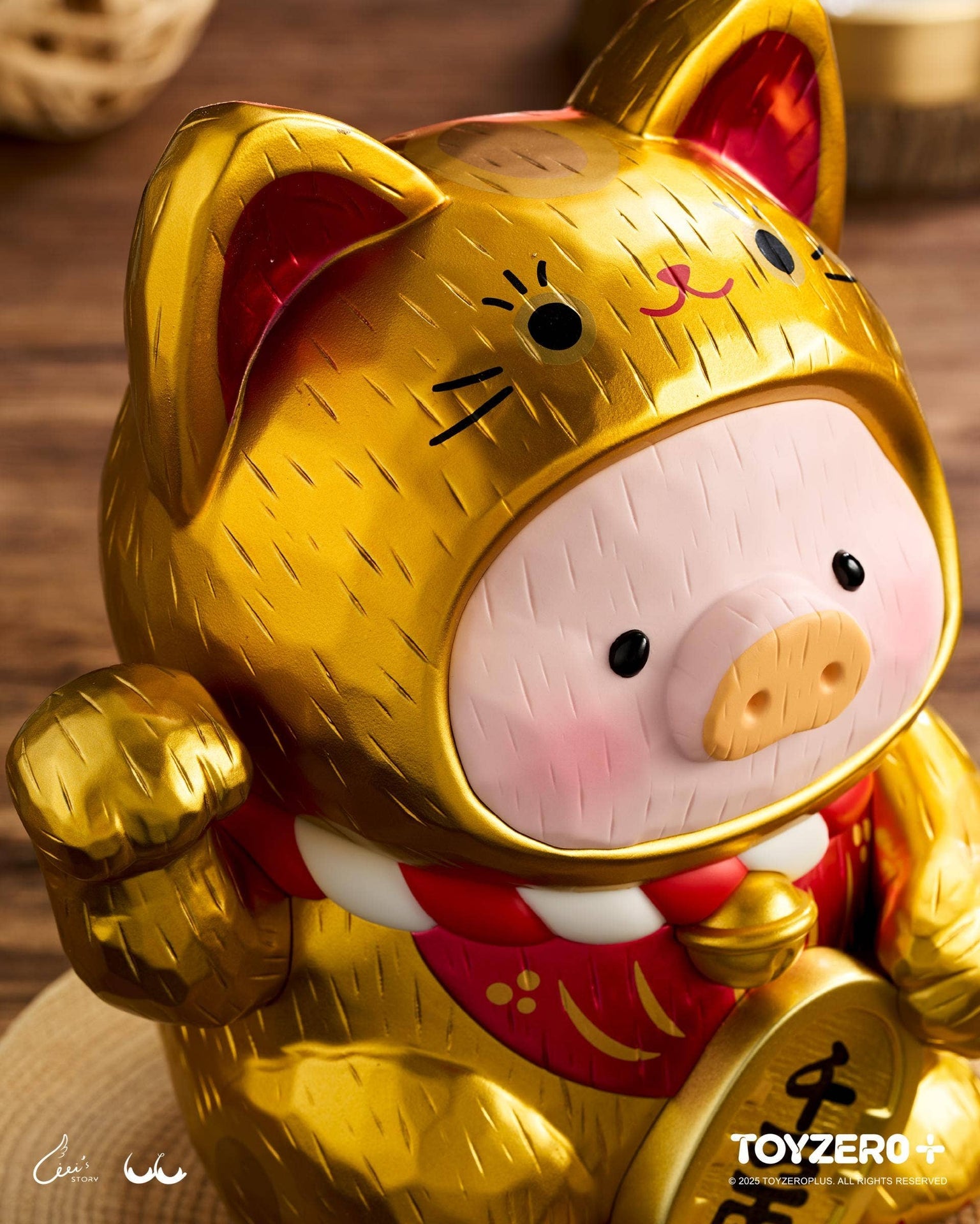 LuLu the Piglet - Maneki Lu (golden cat) - 18cm wooden sculpture