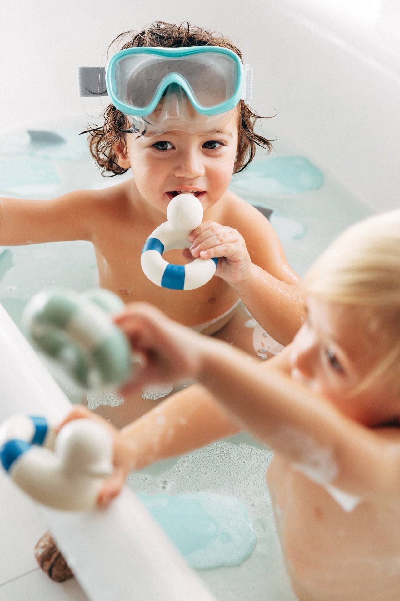 Produit Flo The Floatie Navy Poster Déco