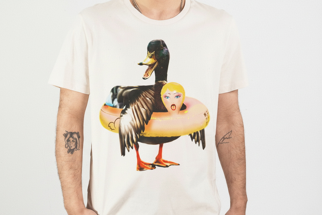 T-Shirt Anatra Selvatica con Ciambella Gonfiabile