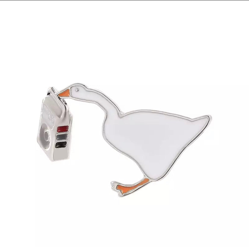 Pin's Canard Blanc Ghetto Blaster